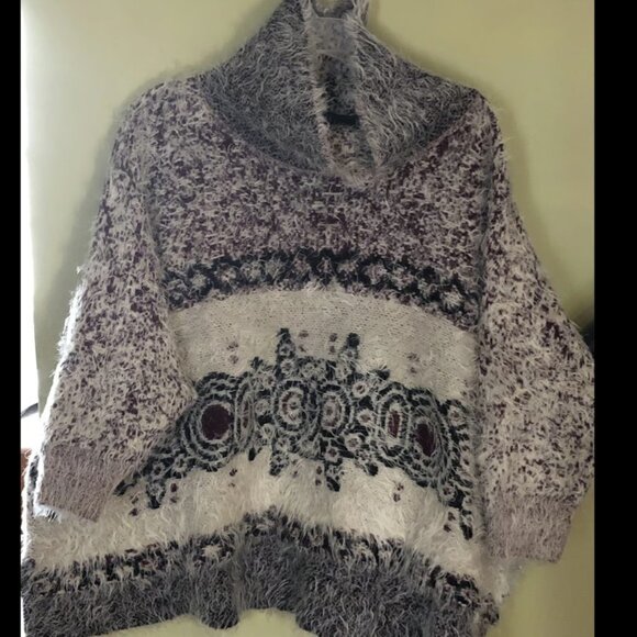 BCBGMAXAZRIA Azria Eyelash Fuzzy Quiet Luxury Sweater XS/S Boho Cozycore Poncho - Picture 4 of 4